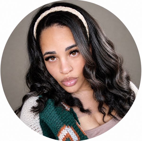 Leilani Simmons, Therapist