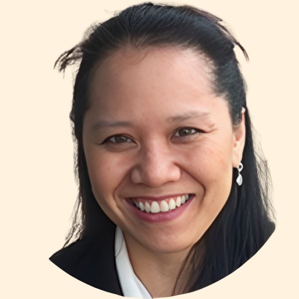 Nelda Yee, Therapist