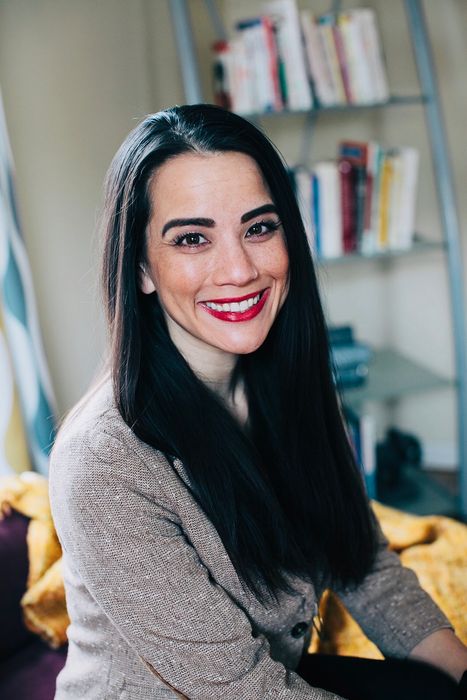 Alison Ho, Therapist
