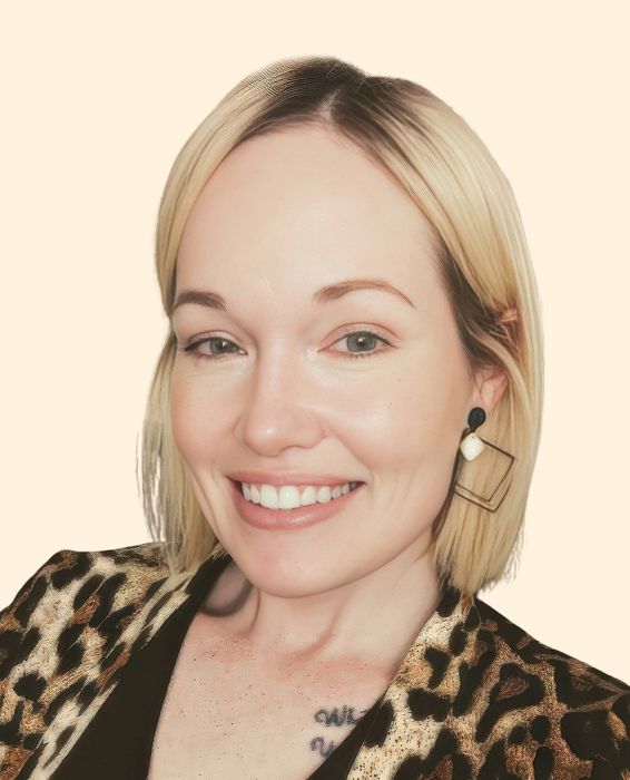 Angela Robles, Therapist