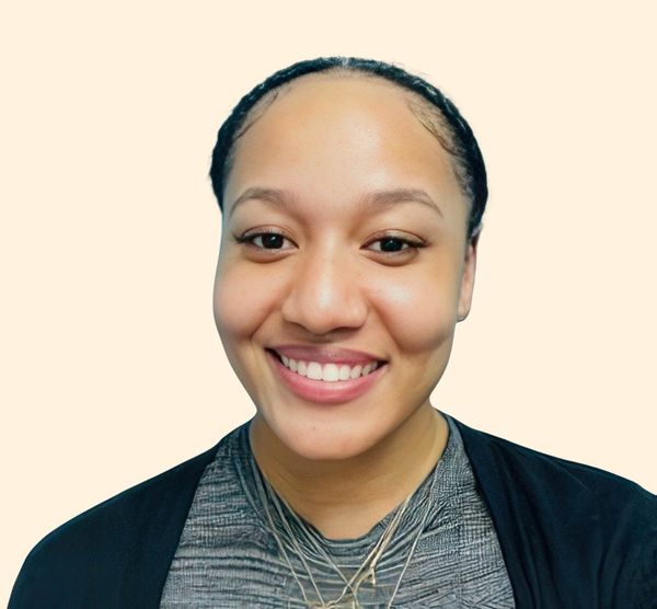 Chelsey Harris, Therapist