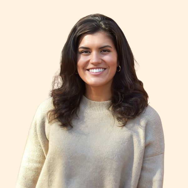 Mariah Bainbridge, Therapist