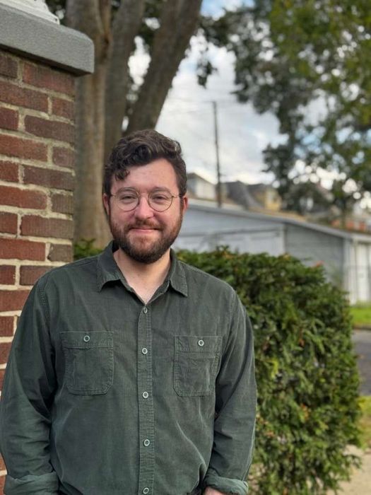 Pat Donahoe, Therapist