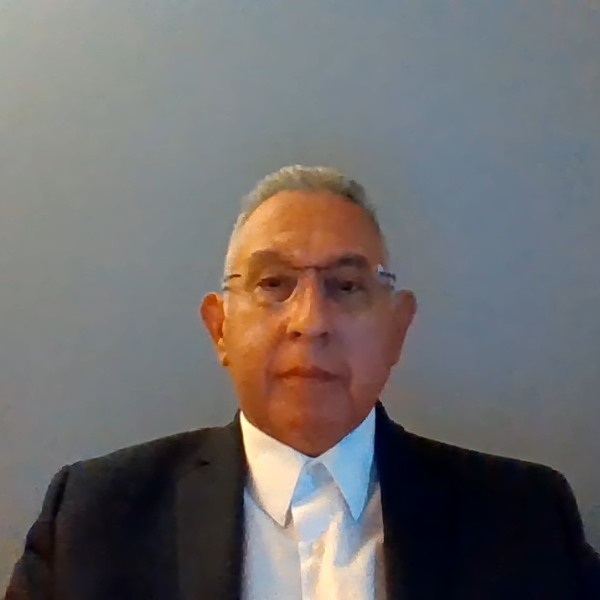 Daniel Villarreal, Therapist
