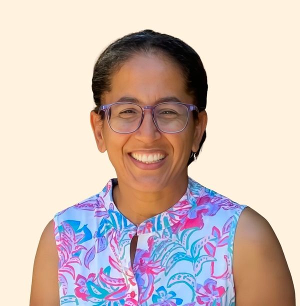 Mayra Peguero-Bueno, Therapist