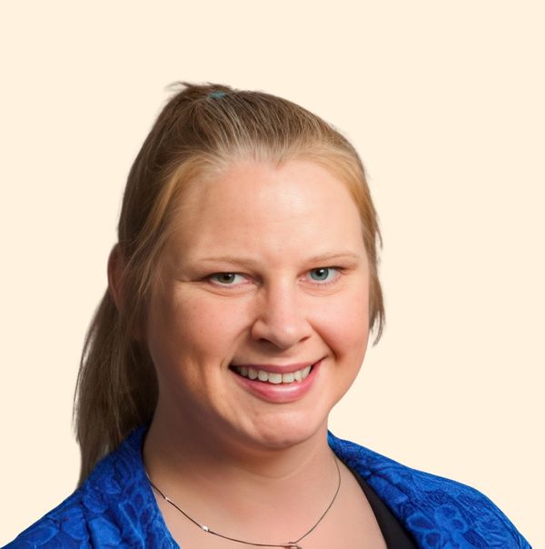Alexis Witte, Therapist