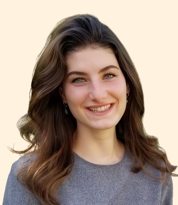 Becca Kushner, Therapist