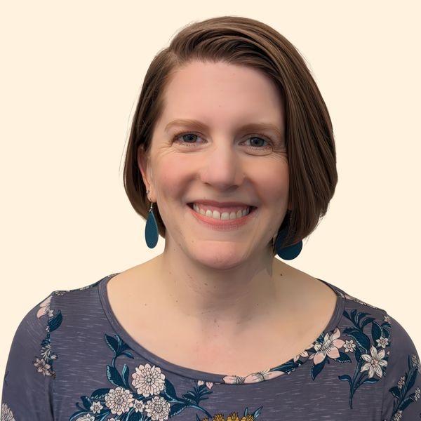 Melissa Miracle, Therapist