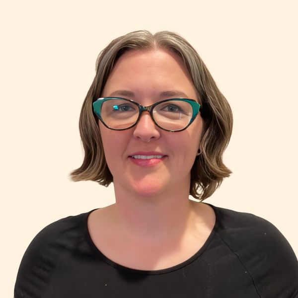 Jennifer Heglar, Therapist