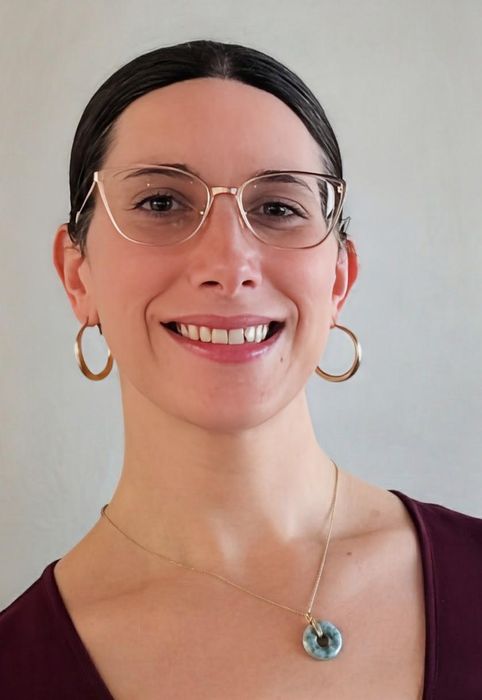 Layne Hardy, Therapist