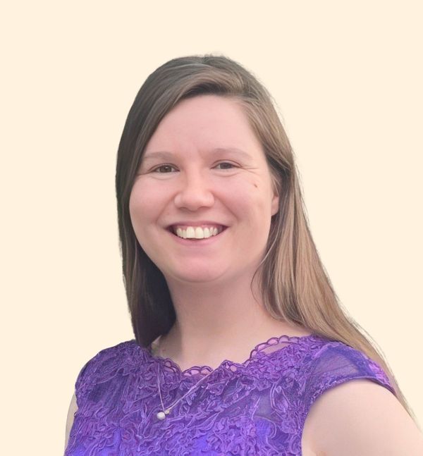 Sarah Kenny, Therapy Clinician