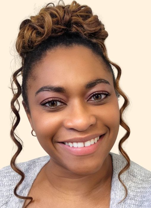 Annegelique Parker, Therapist