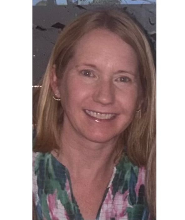 Elizabeth Hutchinson, Therapist