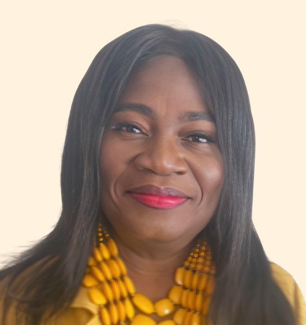 Lychene Saah, Therapist