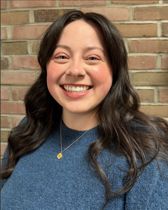 Caitlyn Dumford, Therapist
