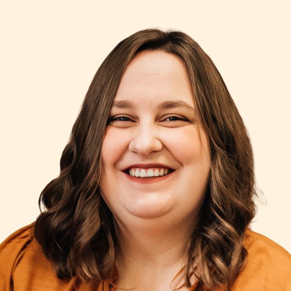 Alexis Cargill, Therapist