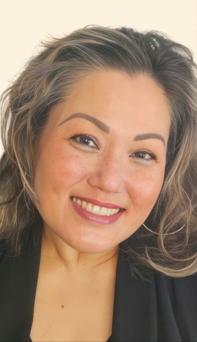 Maria Marin, Therapist