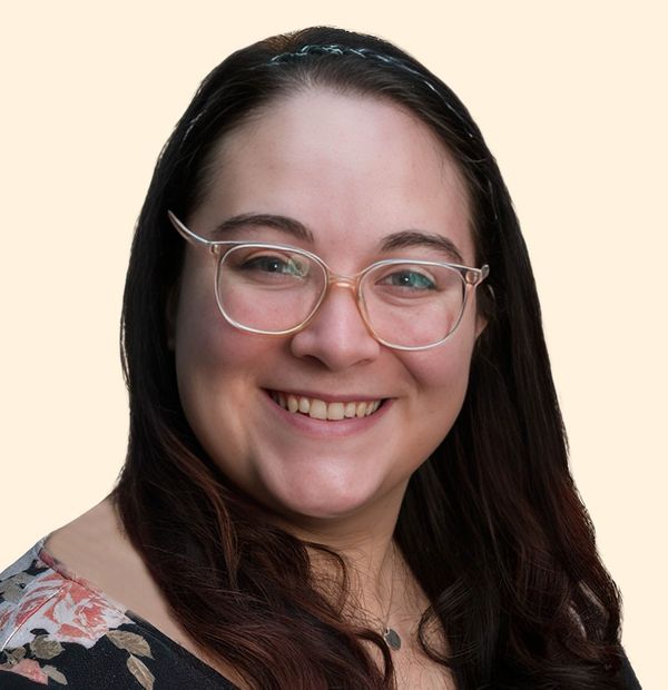 Megan Schultz, Therapist