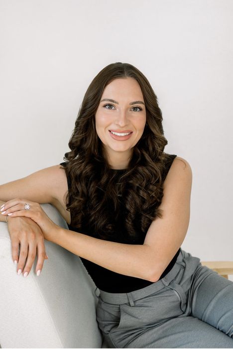 Dori Ware, Therapist