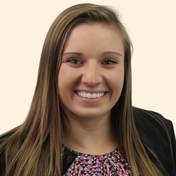 Elizabeth Kelly, Therapist