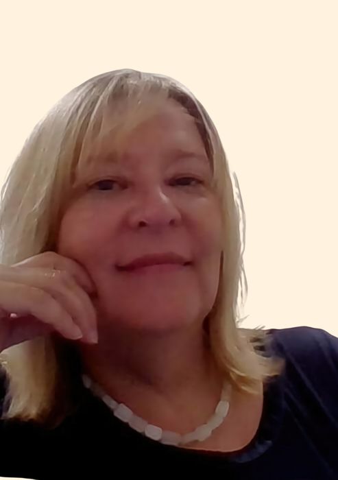 Donna Simons, Therapist