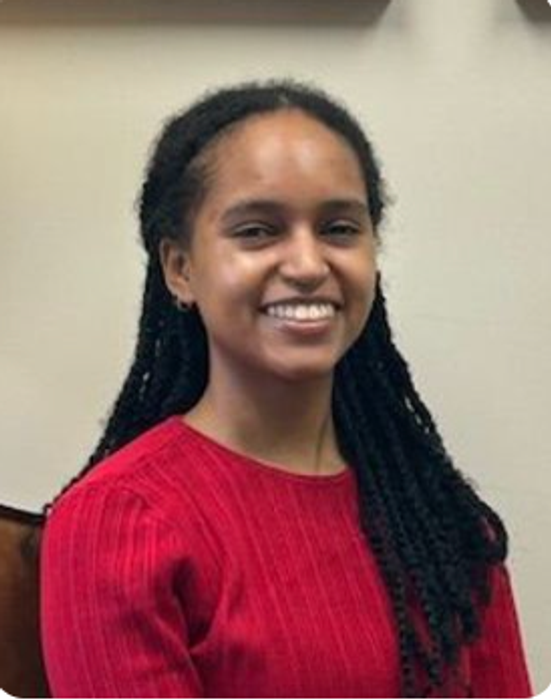 Jasmin Trenfield, Therapist