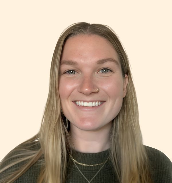 Katie MacDonell, Therapist