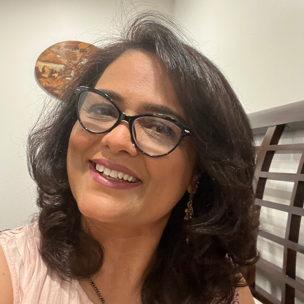 Bina Zaidi, Therapist
