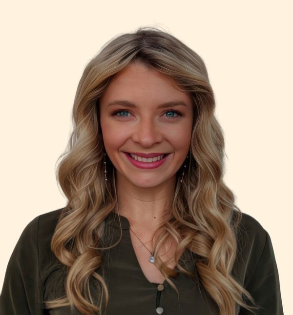 Marissa Havard, Therapist
