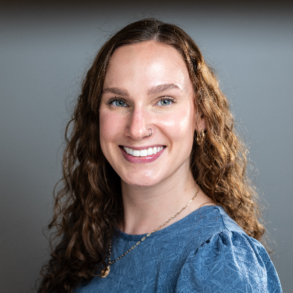 Olivia Summer, Therapist