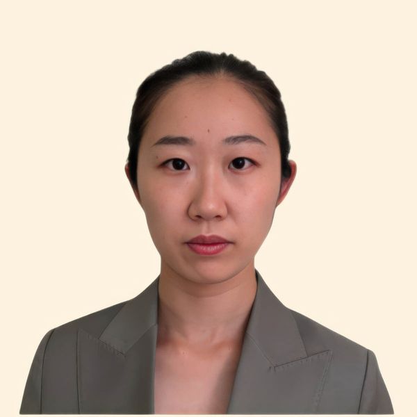 Sitong Chen, Therapist