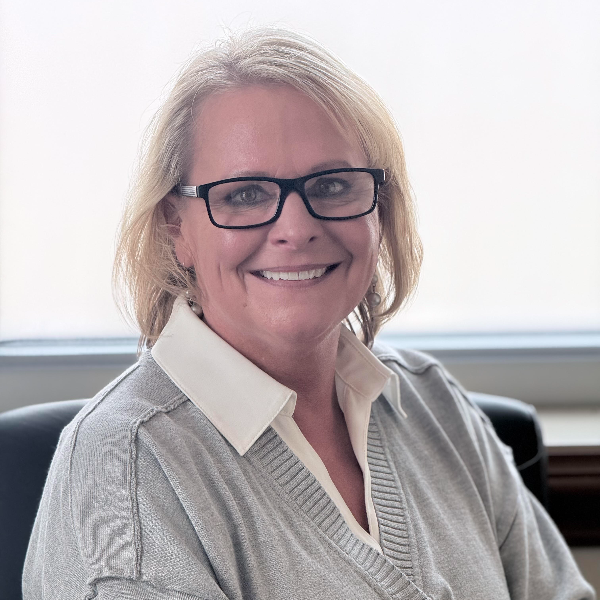 Tiffany McKnight, Therapist