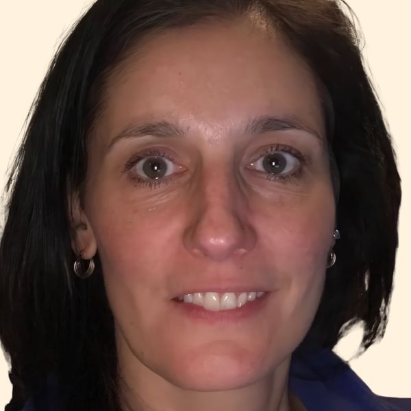 Cassandra Hardin, Therapist