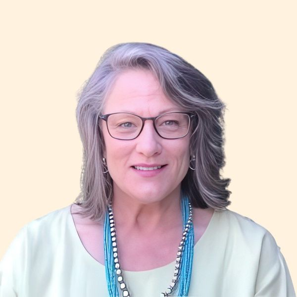 Paula Lambur, Therapist