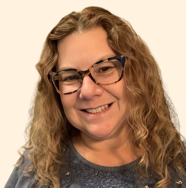 Madeline Anklowitz, Therapist