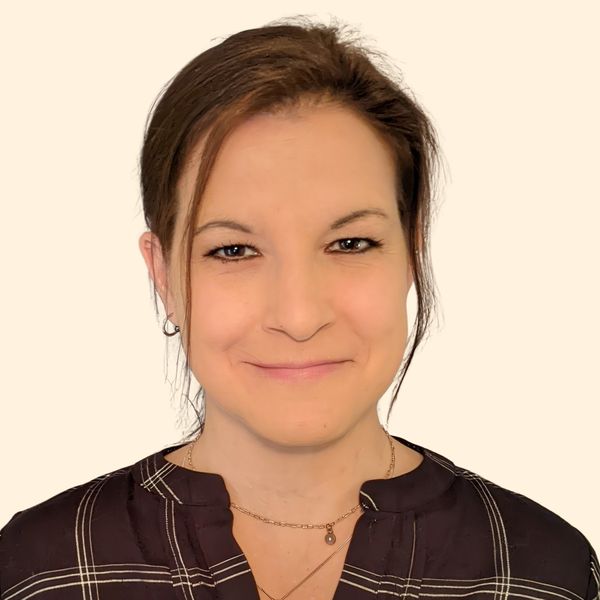 Kate Nipko-Brown, Therapist