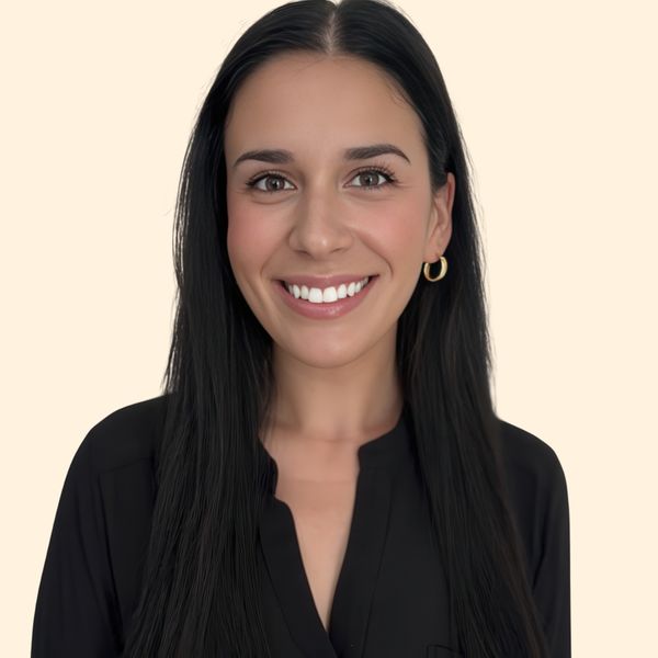 Alexandria Huber, Therapist