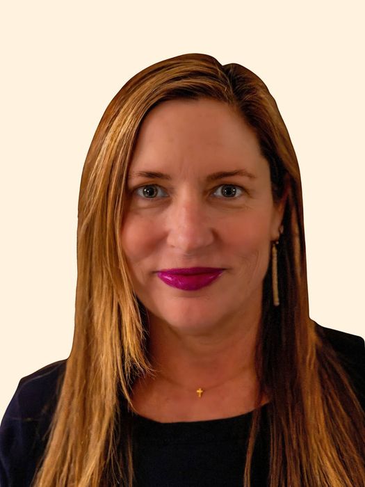 Jennifer McClain, Therapist