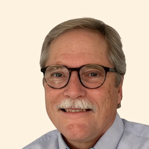 Bob Risavi, Therapist