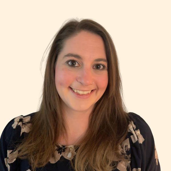 Justine Fraser, Therapist
