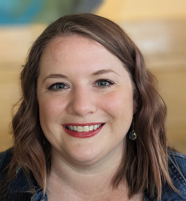 Kami Huff, Therapist