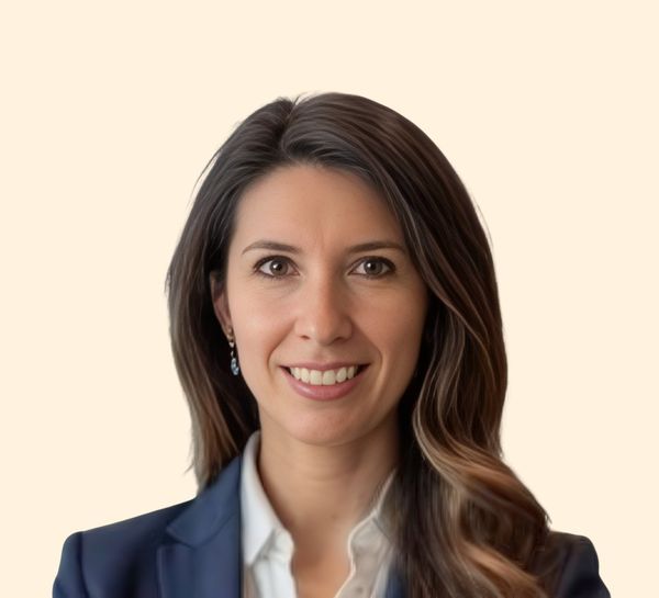 Karen Escobar Almeida, Psychiatrist