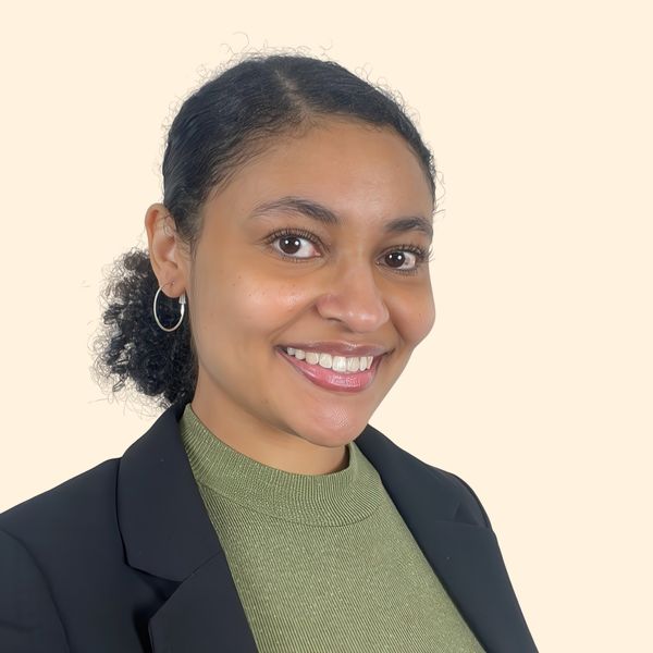 Yosan Gebre-Ab, Therapist