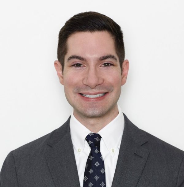 Alex Lucci, Psychiatrist