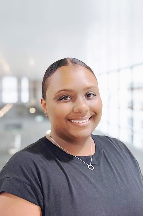 Shannon Fenceroy, Therapist