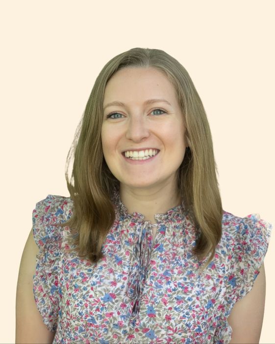 Holly Heuer, Therapist