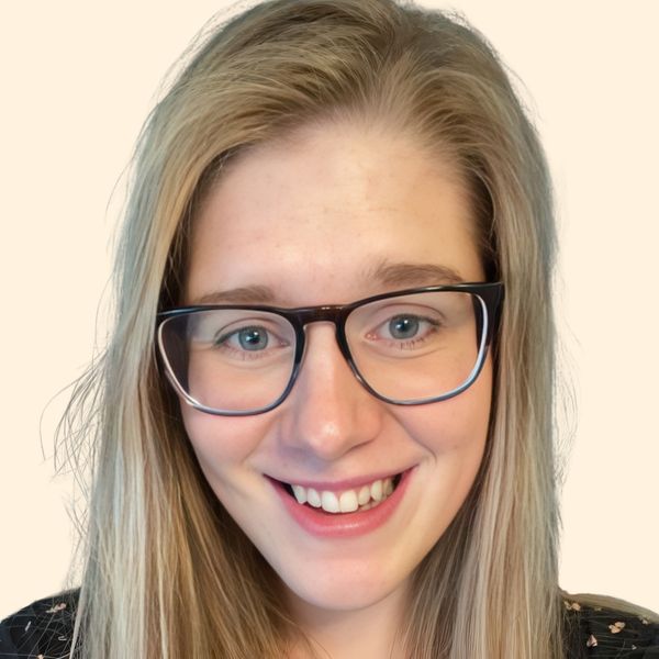 Abby Schultz, Therapist