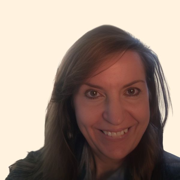 Kelle Watson, Therapist
