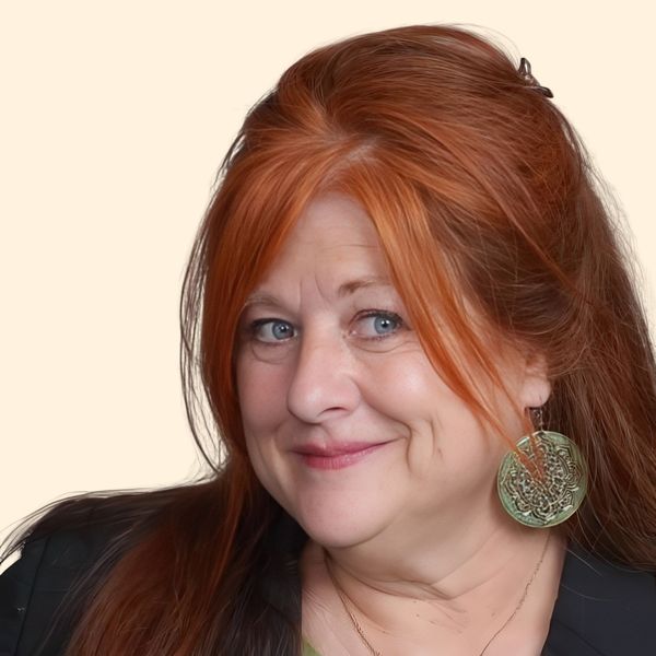 Meg Verstraete, Therapist