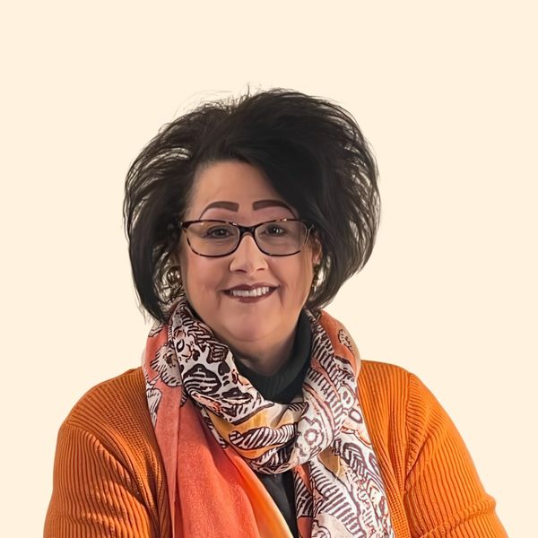 Dawn Harbin, Therapist